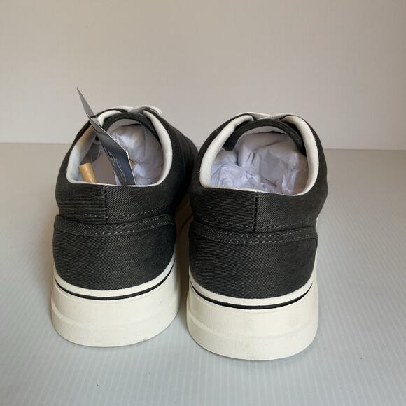 Chaps Casual Comfort Men’s  Sneakers  Gray Canvas Charcoal Size 8.5M New in Box - Picture 6 of 13